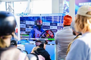 全球化触角再延伸，长虹冠名国际雪联滑雪大跳台世界杯