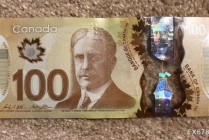 美元承压，加元坚挺，美元/加元徘徊三个月低位等待美加关键数据指引