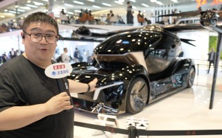 车展观察｜飞行汽车“飞入”车展，打“飞的”出行将成现实