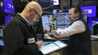 开盘：美股周三高开 主要股指延续连涨势头