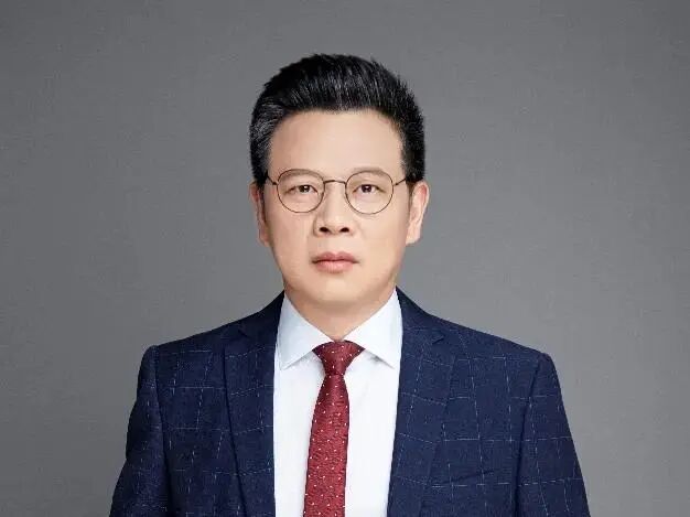 衢州夫妇卖卡牌,赚得600亿身家 第3张 衢州夫妇卖卡牌,赚得600亿身家 第3张