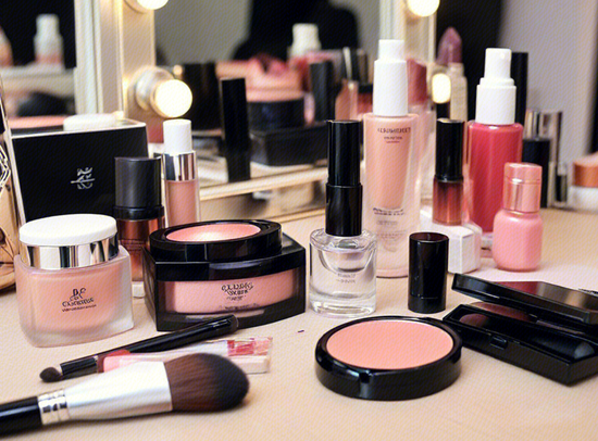 亏8千万！阿里清仓、创始人“天价离婚”，谁拖累了丽人丽妆？  第5张